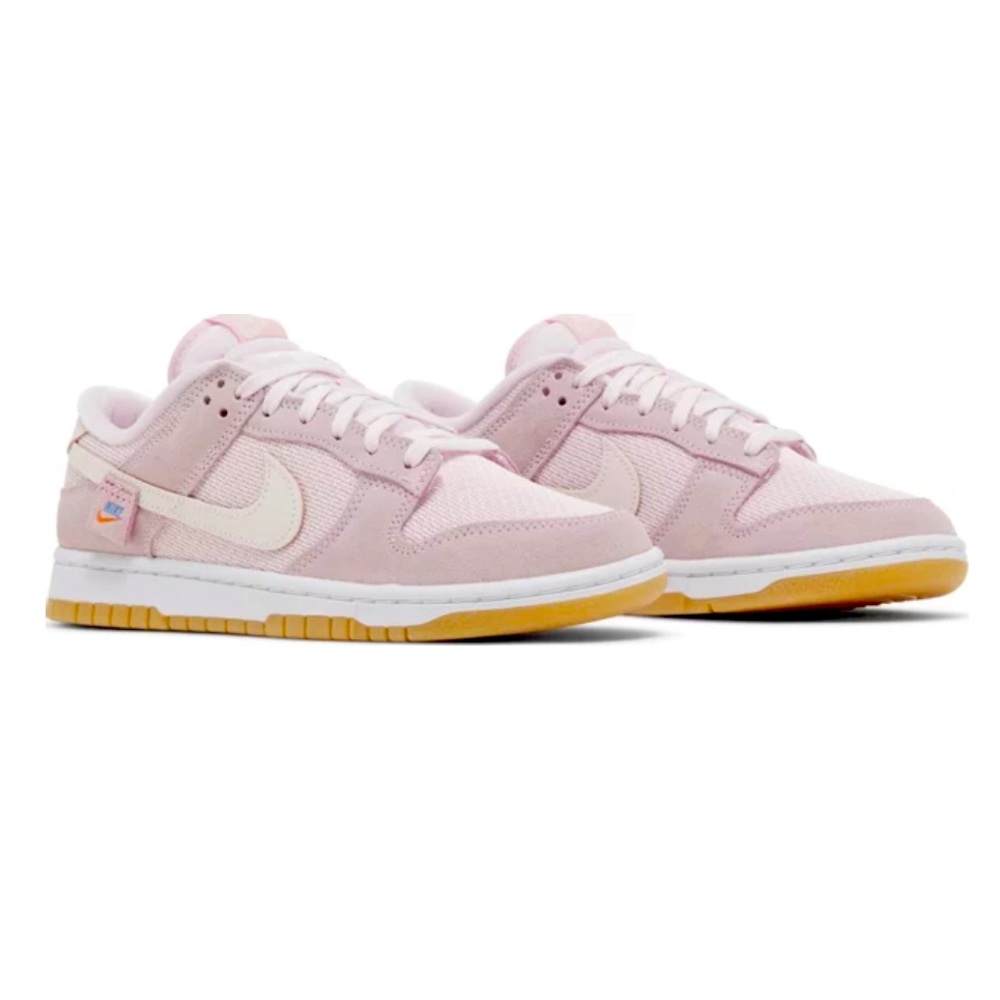 Nike Dunk Low SE - light soft pink